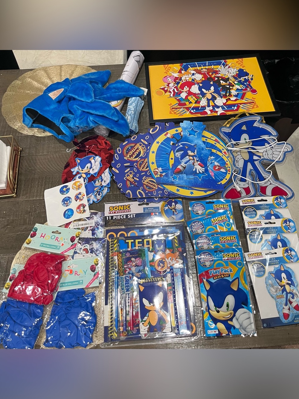 Sonic the Hedgehog Party Pack - Blue Themed Decorations & Tableware